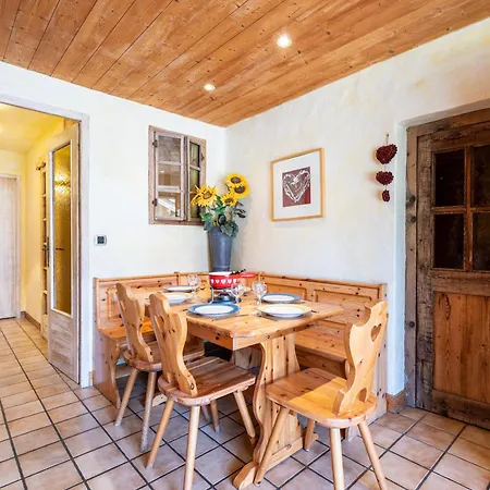 Romeo Apartment